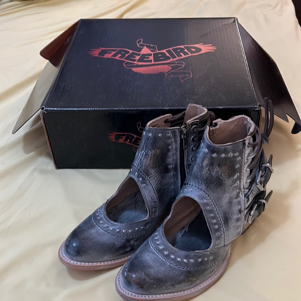 Brand new Freebird Desert in Ice